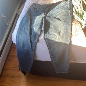 Women’s Blue Jeans